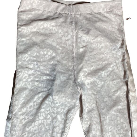 Victoria’s Secret high rise leopard leggings performance sheer NWT pink - Picture 6 of 9